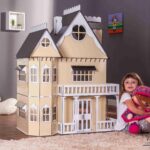 Casa De Bonecas Escala Barbie Modelo EMILY CREM - DARAMA