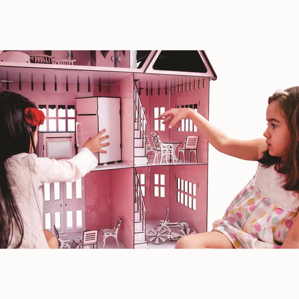 Casa De Bonecas Escala Barbie Modelo EMILY CREM – DARAMA – Loja Darama –  Construindo Sonhos!